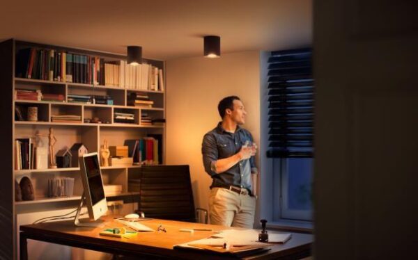 Spot LED Philips Hue Pillar, Bluetooth, GU10, 5W (50W), 350