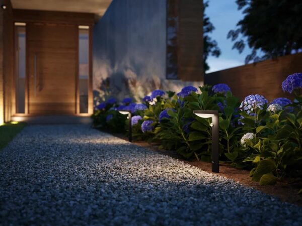 Stalp LED solar pentru exterior cu senzor de miscare Philips - Image 3
