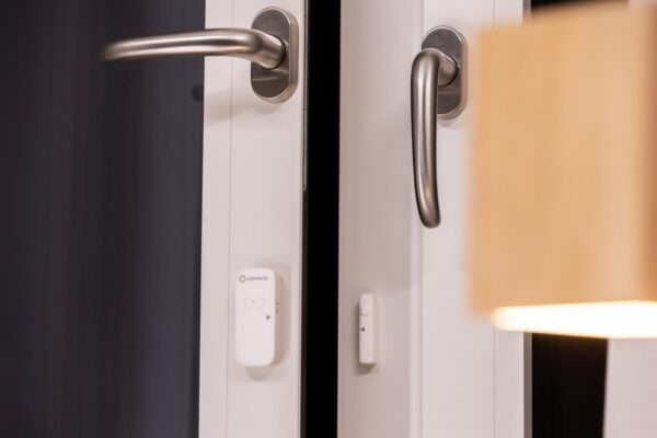 Senzor de contact Ledvance SMART+ WiFi, 72x31x24mm, Alb, baterie reincarcabila - Image 4